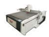 Papier-Rillschneidemaschine mit digitaler Saugzufuhr